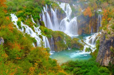 Şelale Plitvice Gölleri