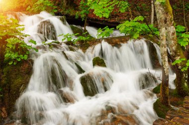 Şelale Plitvice Gölleri