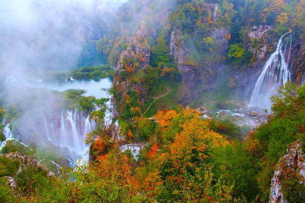 Cascada de los lagos de Plitvice —  Fotos de Stock