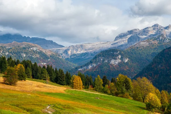 Prachtige Bergen Brenta Dolomieten Bergamo Alpen Bij Het Cornisellomeer Trentino — Stockfoto