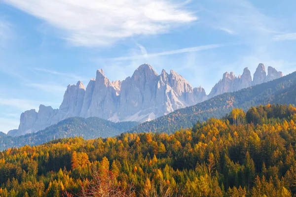 Hermosos Dolomitas Cordillera Odle Montañas Seceda Cerca Del Pueblo Santa —  Fotos de Stock