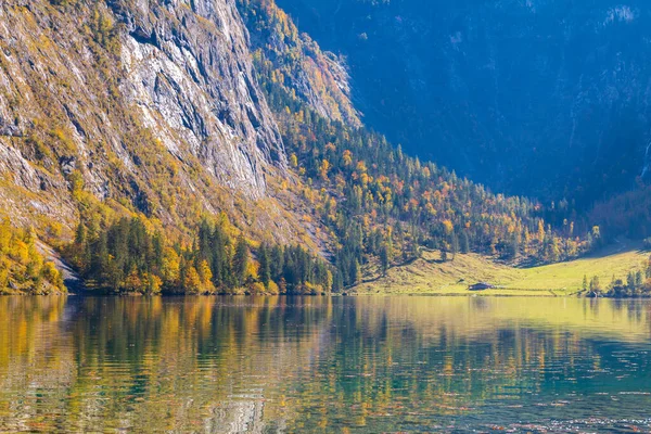 Piękne Jezioro Obersee Nad Jeziorem Konigssee Jesiennych Kolorach Blisko Słynnych — Zdjęcie stockowe