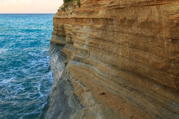 Korfu plajda kayalar — Stok fotoğraf