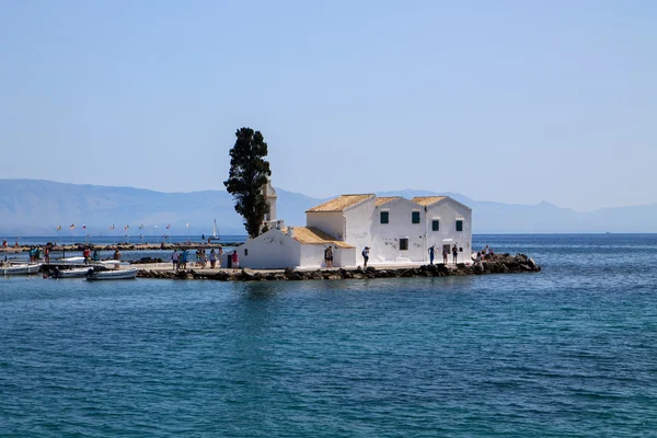 Piękny widok na klasztor vlacherna na Korfu — Zdjęcie stockowe