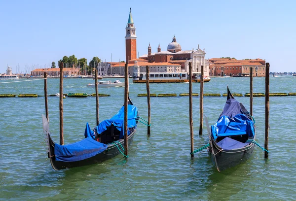 Venice and the gondolas in summer — Stock Photo, Image