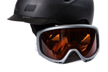 Siyah Kayak ve snowboard kask ve gözlük 