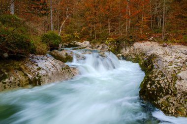Dağlarda, Mostnica Korita, Julia Alpleri'nin muhteşem nehir