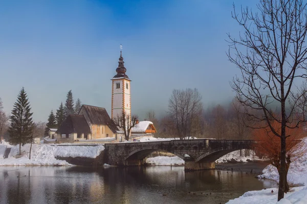 St john church Bohinj see, julianische alpen — Stockfoto