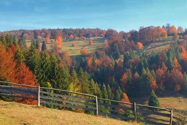 Typische Berglandschaft des Bihar-Gebirges — Stockfoto