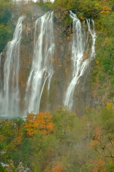 Wasserfall die Plitvicer Seen — Stockfoto