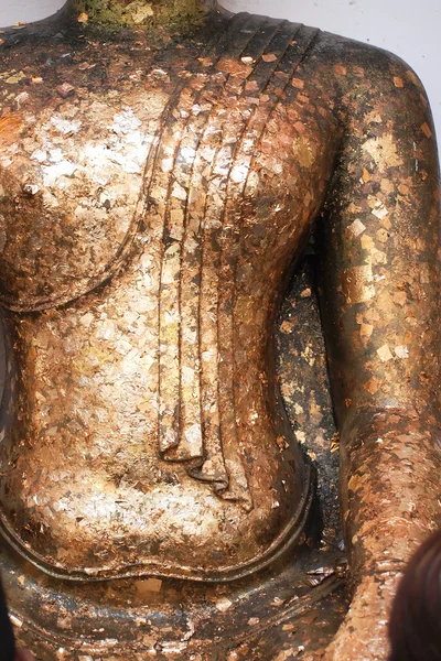 Cuerpo cerrado de estatua de oro de Buda — Foto de Stock