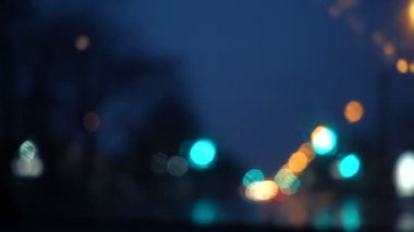 Araba silecekler hareketinin