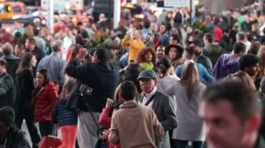 Arkadaşların Gece yarısı, New York 'ta Grup Selfie' si Konuşuyor