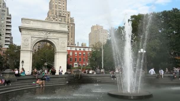 New York 'ta Öğleden Sonra Greenwich Park' ın Yavaş Hareketi. — Stok video