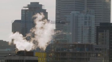 Montreal İnşaat Alanı ve Crane Sahnesi Kış boyunca