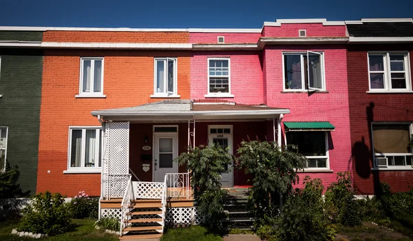 Colorful Houses in the Poor Trois-Riviere Area — Stock Photo, Image