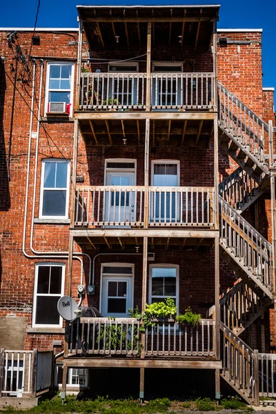 Backyard Stairs in the Poor Trois-Riviere Area — Stock Photo, Image