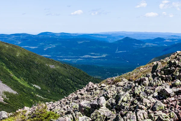 Uitzicht vanaf de Mont Jacques-Cartier — Stockfoto