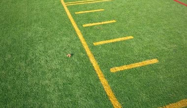 sentetik futbol sahası