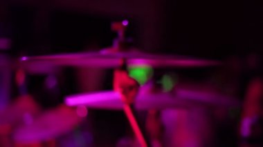 Sahne Alanı'nda Drumkit ziller