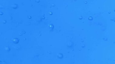Su yüzen Slowmotion mükemmel Bubbles