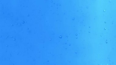 Su yüzen içinde 4 k Slowmotion mükemmel baloncuklar