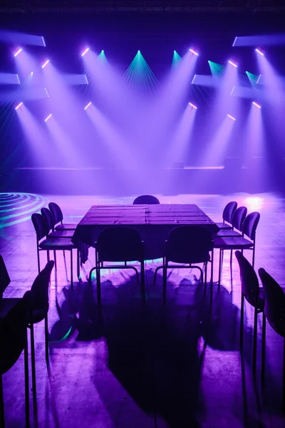 Groot licht Setup klaar voor een Privéshow — Stockfoto