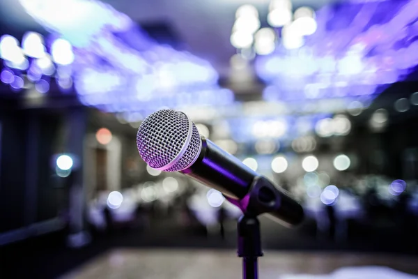 Microphone on a Stage — Stock Photo, Image