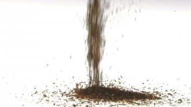 Süper Yavaş Hareket Kekik Beyaz Arka Plan Üzerine Düşen