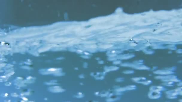 180fps Super Slow Motion spruzzi d'acqua e ondulazioni — Video Stock