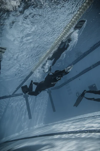 Rendimiento dinámico con aletas (DYN) desde el submarino — Foto de Stock