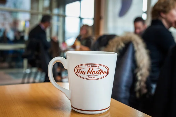 Tim hortons cup hi-res stock photography and images - Alamy