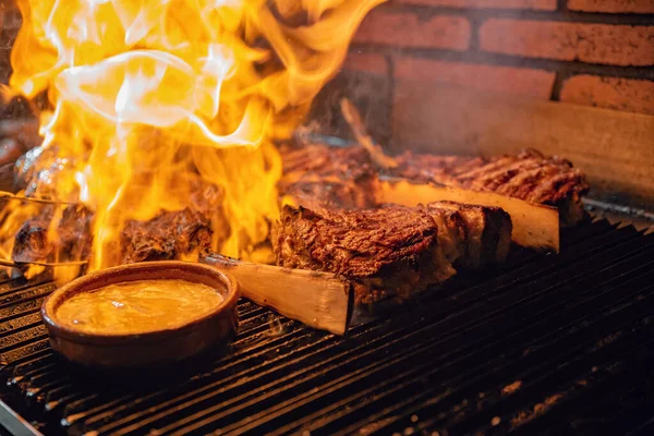 Barbecue Argentino Preparato Fuoco Aperto — Foto Stock