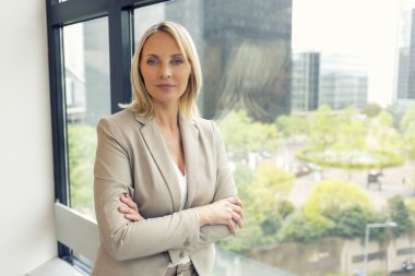 modern ofis iş kadını