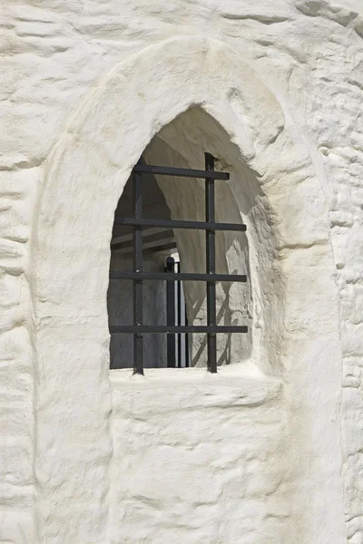 Rácsos ablak Huer barátait kunyhóban, Newquay, Cornwall, Egyesült Királyság — Stock Fotó
