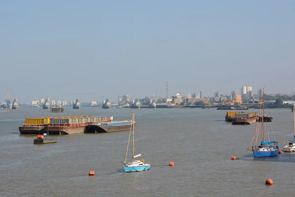 River Thames em Greenwich Peninsular. Londres. Inglaterra — Fotografia de Stock