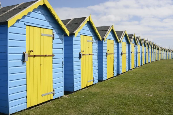 Sorban a tengerparti kunyhót Bognor tengerparti, Sussex, Anglia — Stock Fotó