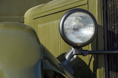 retro araba portre haki renk parçası