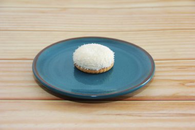 Şeker parçacıklı tatlı marşmelovları