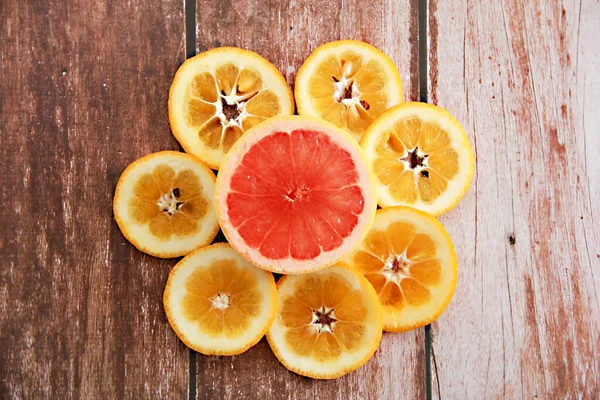 Runde Scheiben Natürlicher Grapefruit — Stockfoto