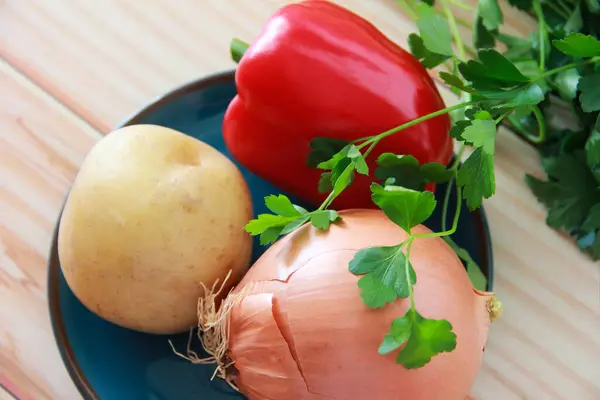 Frisches Natürliches Gemüse Kartoffeln Zwiebeln Und Paprika — Stockfoto