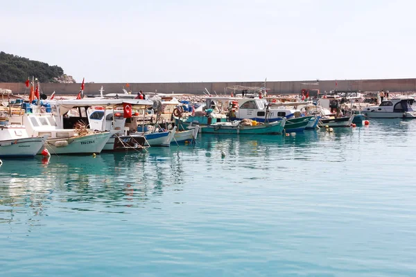 Antalya Turquia Maio 2021 Barcos Recreio Iates Mar Azul — Fotografia de Stock