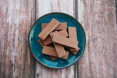 # Tatlı çikolatalı waffle tabakta #