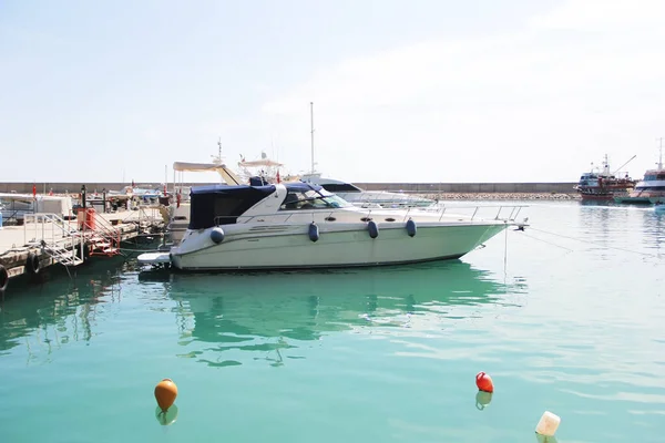 Antalya Türkei Mai 2021 Vergnügungsboote Und Yachten Seehafen — Stockfoto