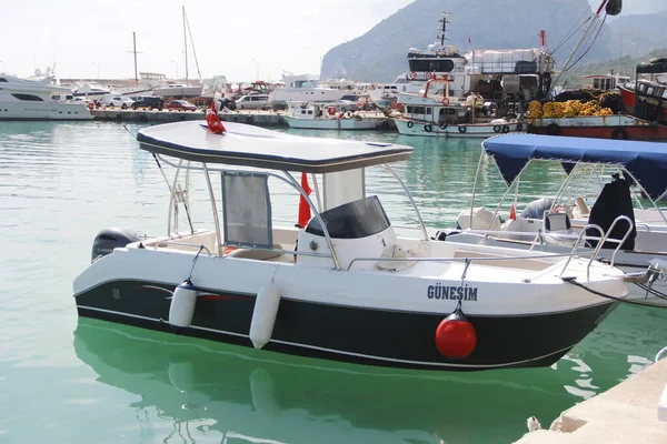 Antalya Türkei Mai 2021 Vergnügungsboote Und Yachten Seehafen — Stockfoto