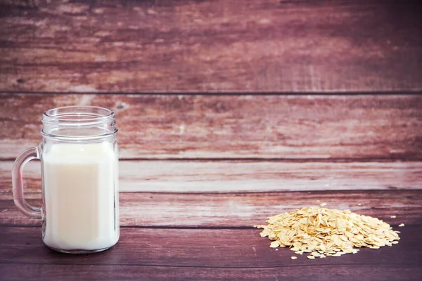 Diät Kefir Glasbecher Und Haferflocken — Stockfoto