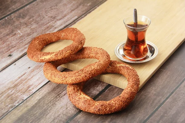 Panecillo Pastelero Nacional Turco Con Sésamo Simit —  Fotos de Stock