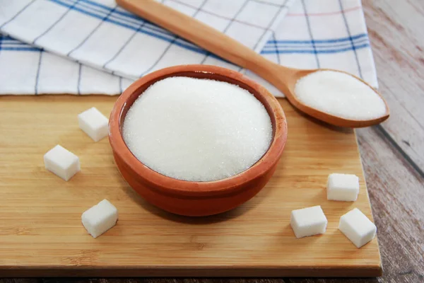 Sucre Granulé Friable Blanc Dans Une Assiette Décorative — Photo