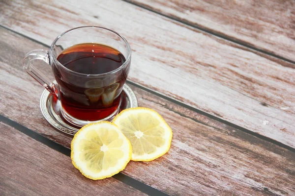 Традиционный Черный Чай Стеклянной Кружке — стоковое фото