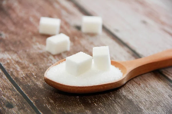 Granulato Bianco Pezzi Zucchero Cucchiaio Legno — Foto Stock